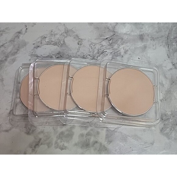 Palladio's Herbal Dual Wet and Dry Foundation Laurel Nude Replacements-4 Beauty - Picture 1 of 3